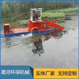 Automatic mowing boat