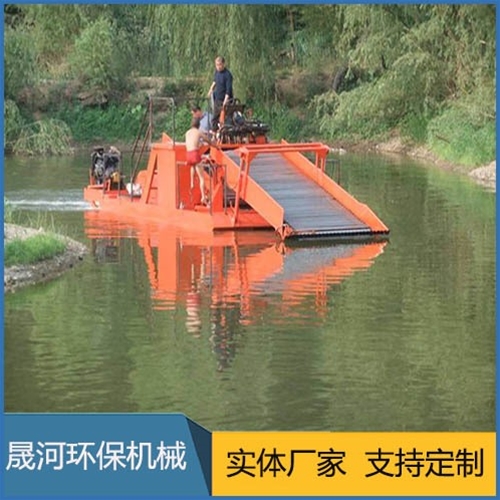 Automatic mowing boat