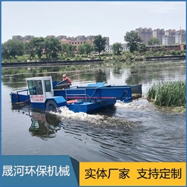 Automatic mowing boat