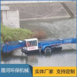 Automatic mowing boat